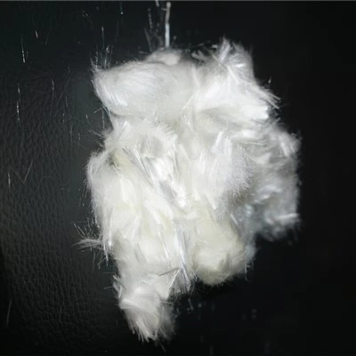 Fibre discontinue de polyester
